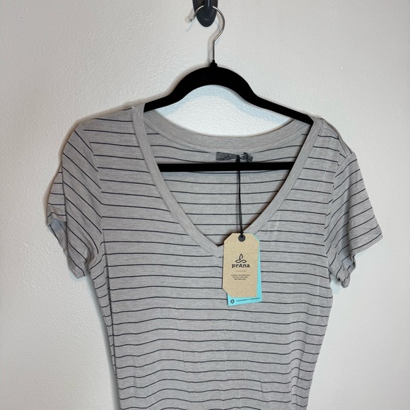 NWT Prana Women's Foundation Dress with Gathered Top Gray and Black Strips - Picture 5 of 12